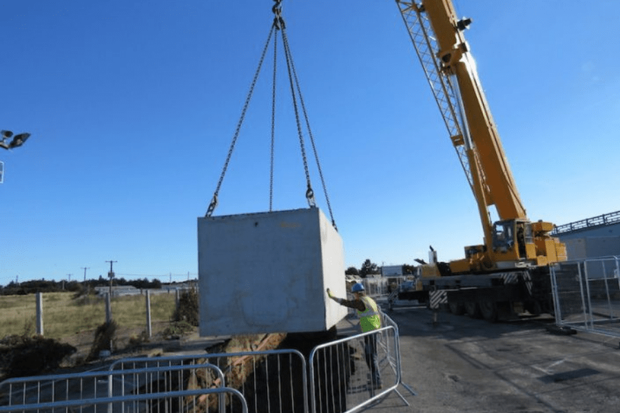 Concrete Septic Tank being Installed by O'Reilly Oakstown